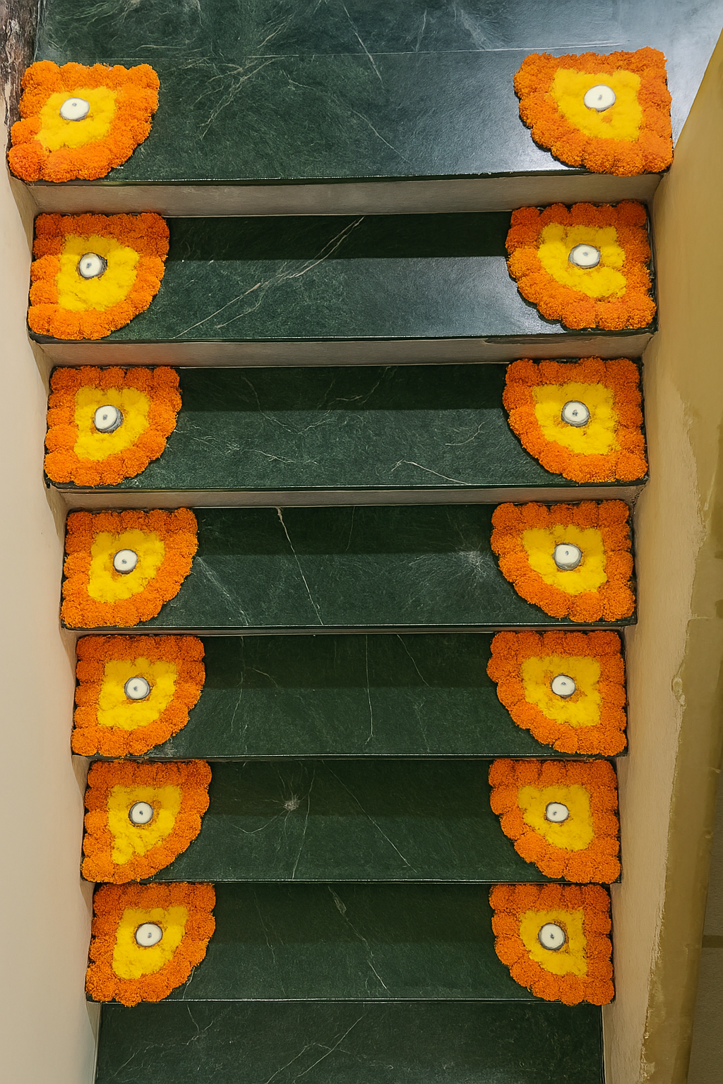 Marigold Radiance Stair Mat - Set of 8