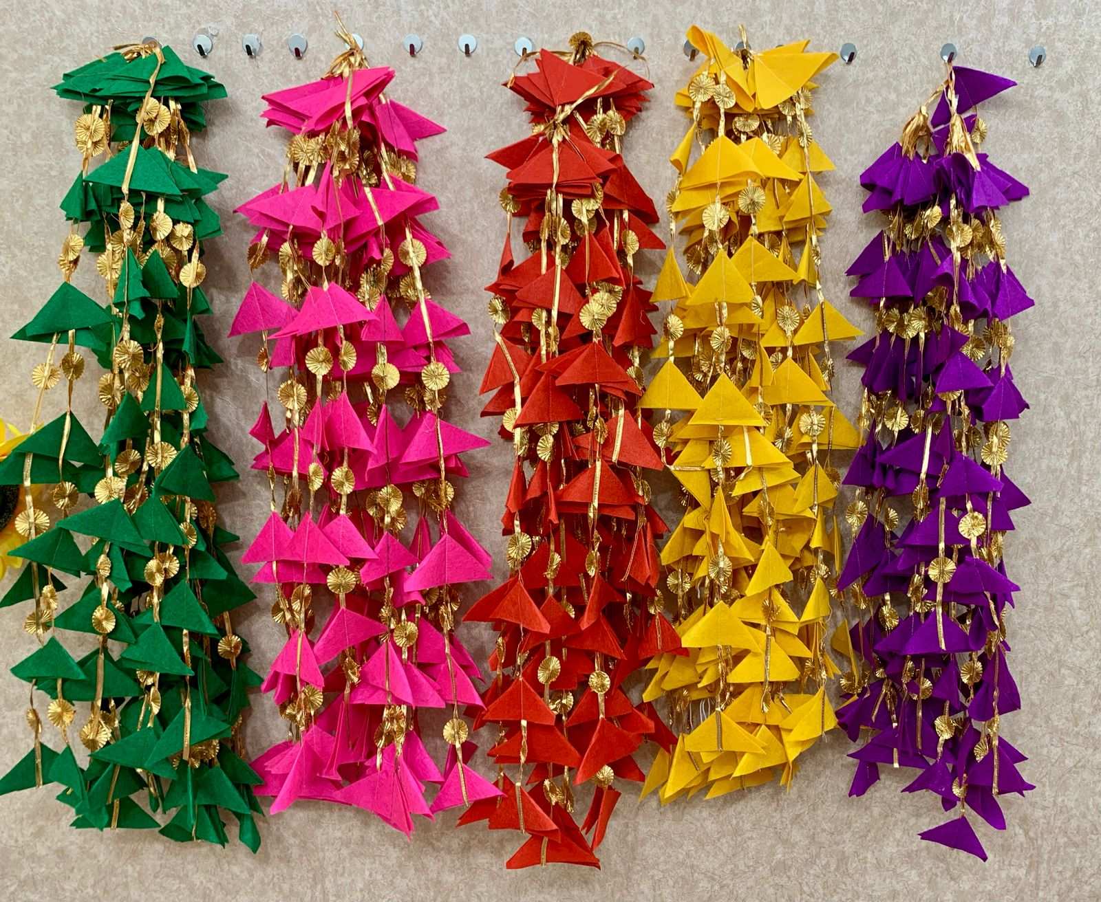 Craft Decor Felt Triangle Tassel Strings