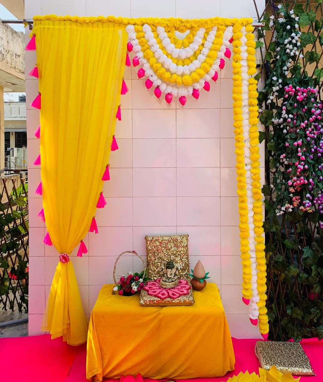 Craft Decor Lotus Bud Net Curtain Backdrop