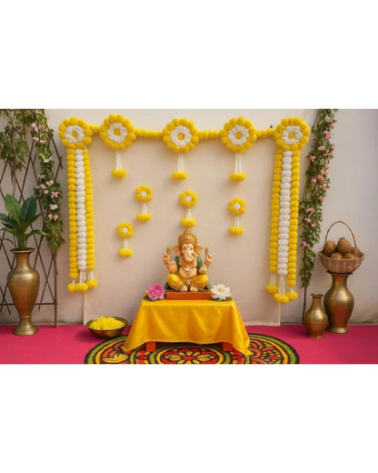 Marigold Ring Backdrop by Craft Decor